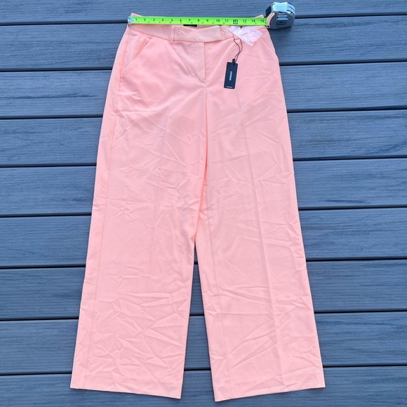 Express; Peach/Apricot; Editor Relaxed Mid-Rise Trousers; NWT; Women’s 6R - Picture 4 of 8